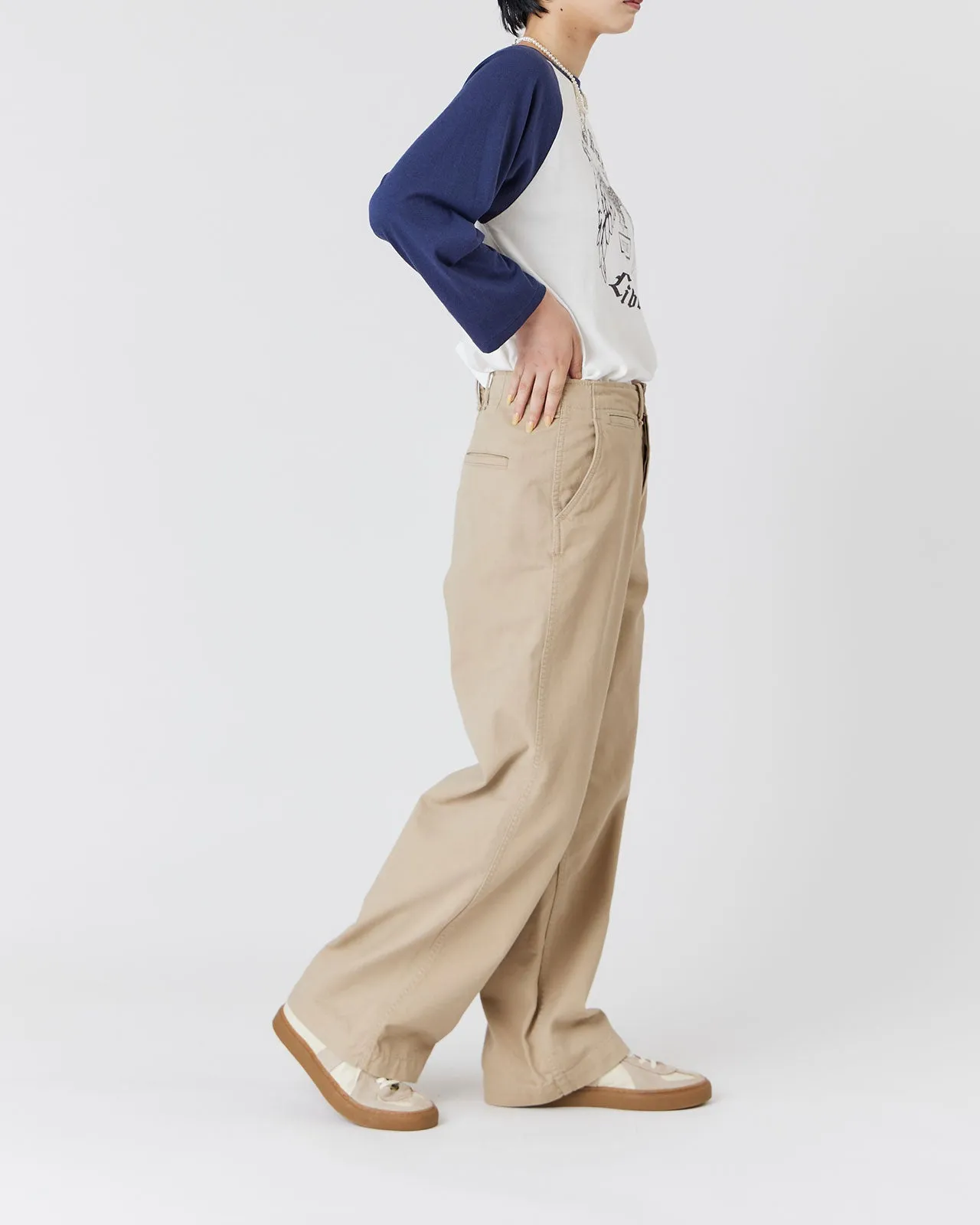 CHINO PANTS